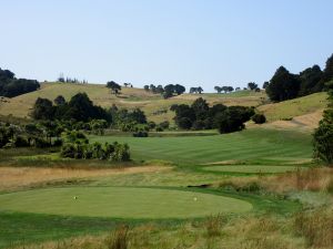 Kauri Cliffs 11th